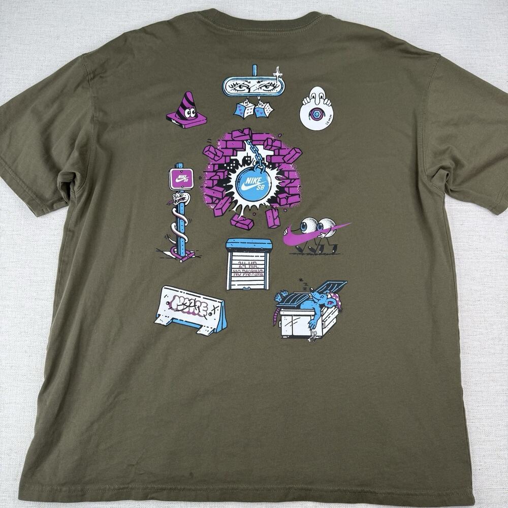 Nike SB T-Shirt Olive Green Size L HV2188 Loose Fit The Nike Tee Double Sided